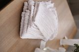 Щільний марлевий раннер для сервірування столу та фотосесій VTILENE Ivory GR-100620 &mdash; декор для весільного столу та фотосесій VTILENE studio