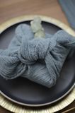 Еко обгортка для подарунків багаторазова VTILENE Dusty blue GP-40015 &mdash; декор для весільного столу та фотосесій VTILENE studio