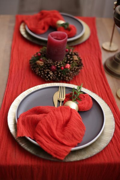 Серветка марлева для святкового сервірування VTILENE Christmas red GN-1003009 &mdash; декор для весільного столу та фотосесій VTILENE studio