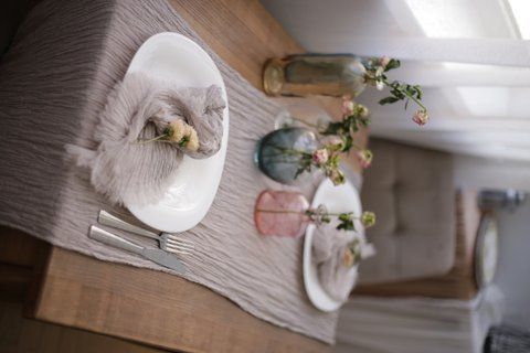 Весільний марлевий раннер для сервірування VTILENE Cold linen GR-100031 &mdash; декор для весільного столу та фотосесій VTILENE studio